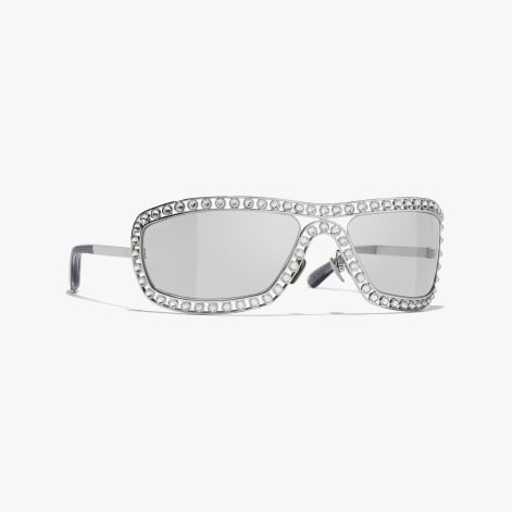 Chanel sunglasses with crystals discount